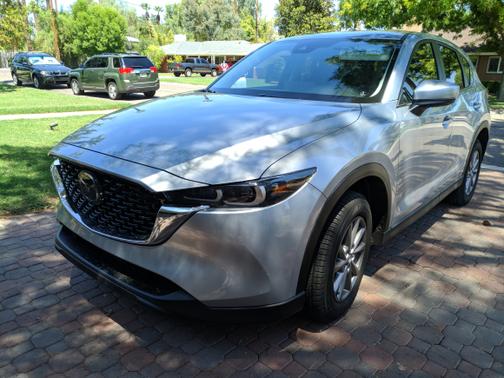 Photo 1 of 6 of 2022 Mazda CX-5 2.5 S Select Package