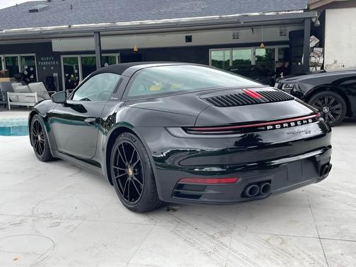 2024 Porsche 911 Targa 4