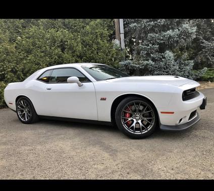 2015 Dodge Challenger SRT 392