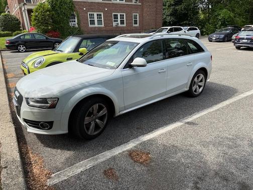 White 2014 Audi allroad 2.0T Premium Plus