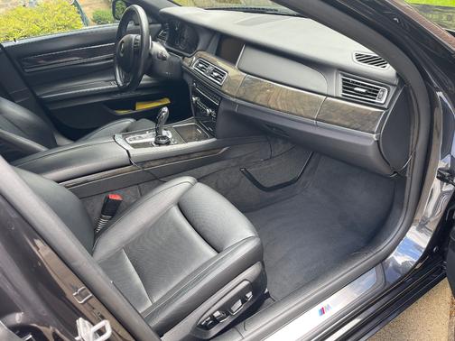 Gray 2015 BMW 750 i