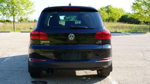Black 2016 Volkswagen Tiguan S