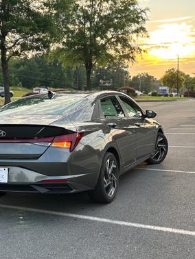 Green 2025 Hyundai ELANTRA HEV SEL Sport