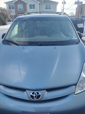 2008 Toyota Sienna LE