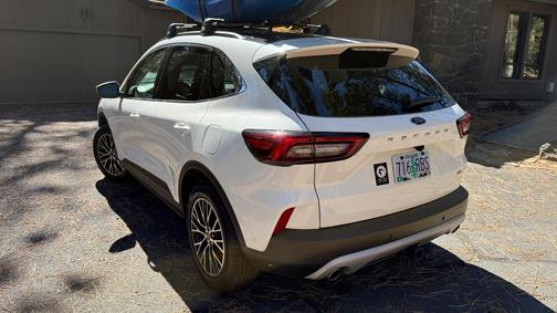 White 2024 Ford Escape PHEV Base