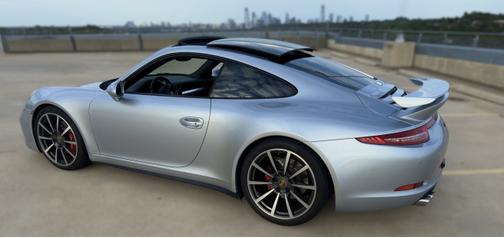 2015 Porsche 911 Carrera 4S