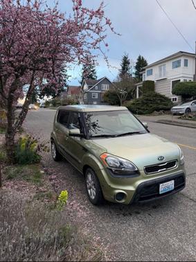2012 Kia Soul +