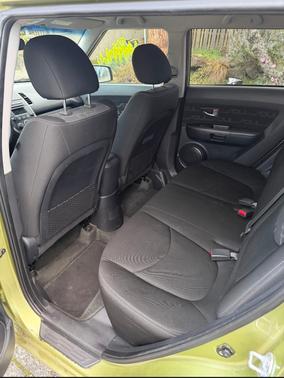Green 2012 Kia Soul +