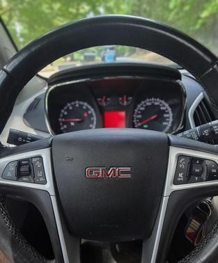 White 2017 GMC Terrain SLT
