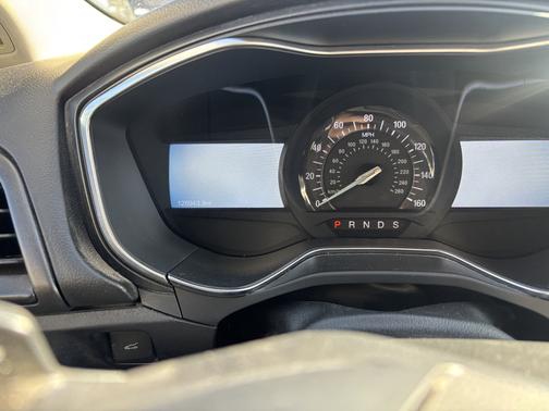 White 2017 Ford Fusion Titanium