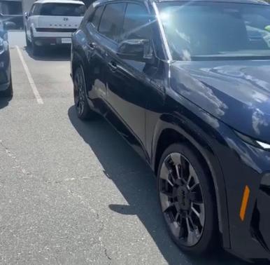 Black 2023 BMW XM Base