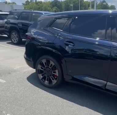 Black 2023 BMW XM Base