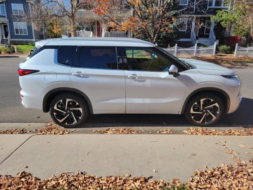 2022 Mitsubishi Outlander SEL