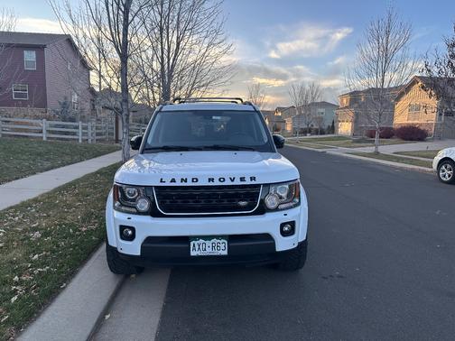 2016 Land Rover LR4 HSE Silver Edition