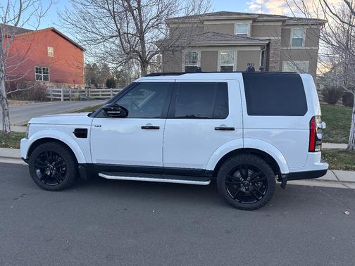 2016 Land Rover LR4 HSE Silver Edition