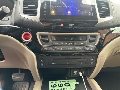 2018 Honda Pilot Elite