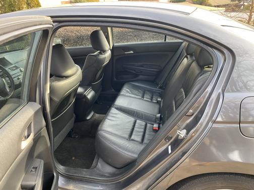 Gray 2012 Honda Accord SE