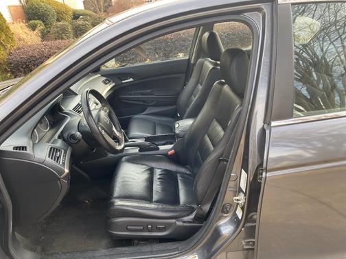 Gray 2012 Honda Accord SE