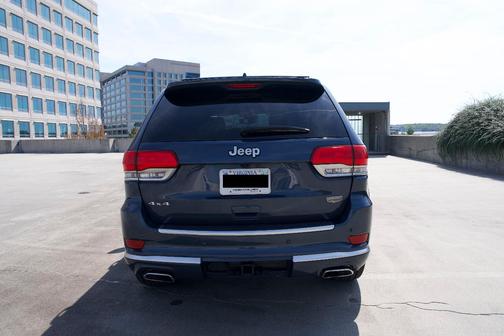 Blue 2021 Jeep Grand Cherokee Summit