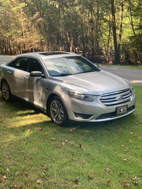 Silver 2013 Ford Taurus Limited