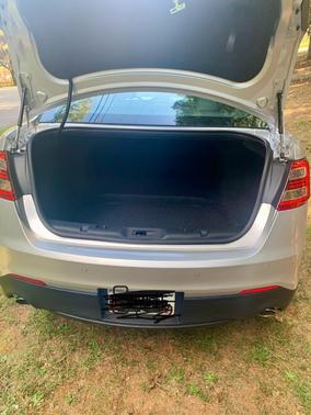 Silver 2013 Ford Taurus Limited