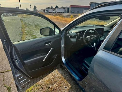 Blue 2024 Toyota Corolla Cross XLE