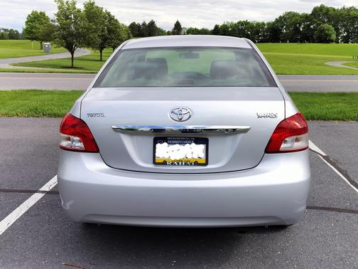 2009 Toyota Yaris Base