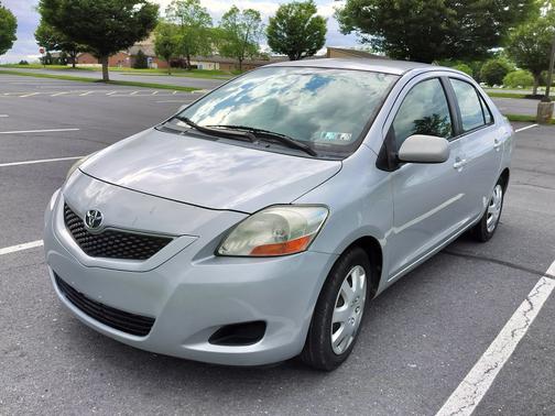 2009 Toyota Yaris Base