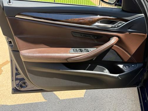 2018 BMW 530e iPerformance