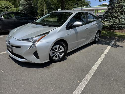 Silver 2017 Toyota Prius Two Eco
