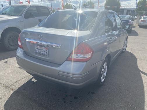 2008 Nissan Versa S