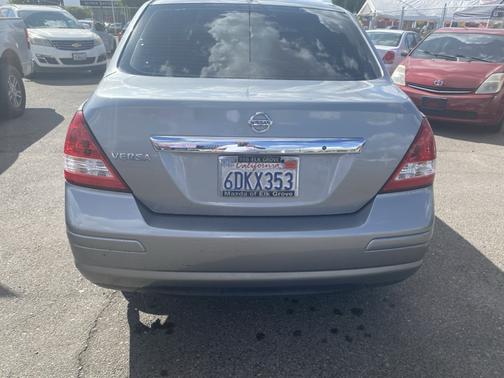 2008 Nissan Versa S