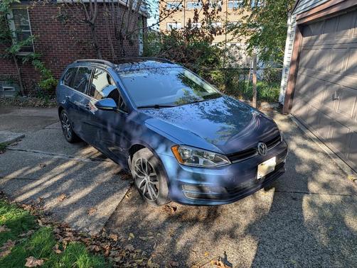 Blue 2016 Volkswagen Golf SportWagen TSI Limited Edition