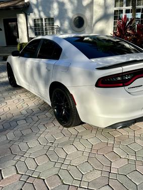 2016 Dodge Charger SE