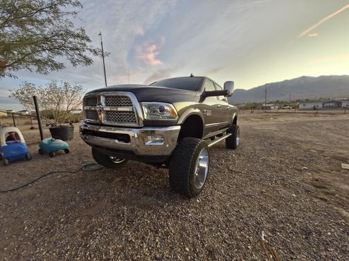 2018 RAM 2500 Laramie