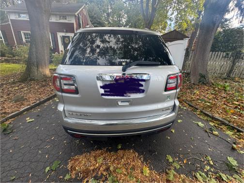 2015 GMC Acadia SLE-2