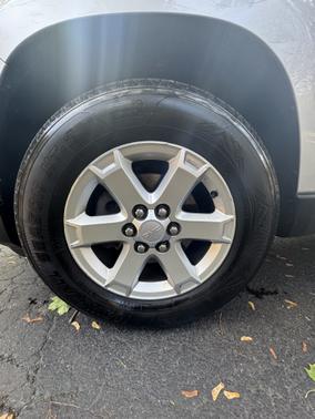 2015 GMC Acadia SLE-2