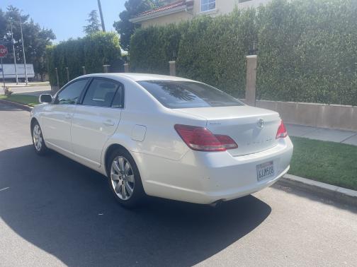 2007 Toyota Avalon XLS