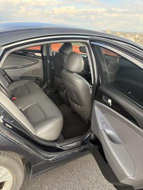 2011 Hyundai SONATA Limited