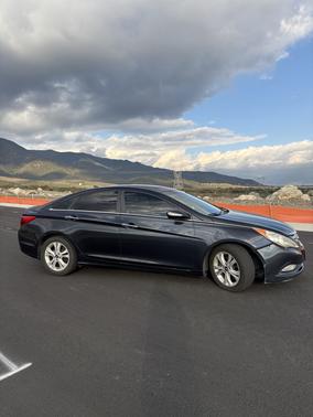 2011 Hyundai SONATA Limited