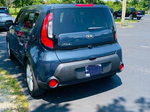 2015 Kia Soul +