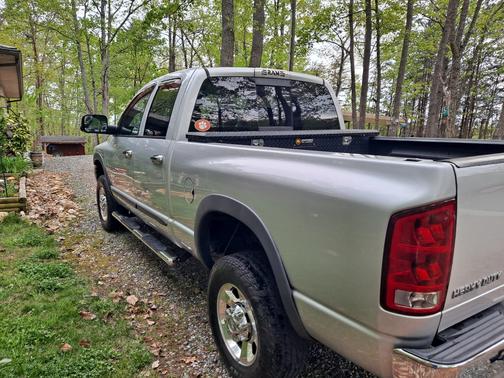 Silver 2006 Dodge Ram 2500 SLT Quad Cab