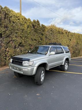2002 Toyota 4Runner SR5