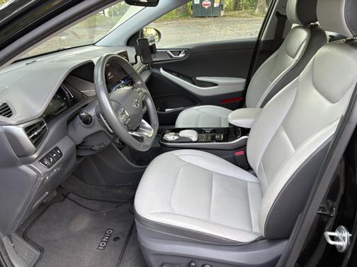 2021 Hyundai IONIQ EV Limited