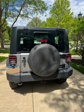 Gray 2013 Jeep Wrangler Sport