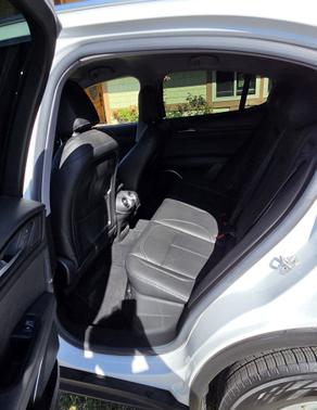 White 2018 Alfa Romeo Stelvio Base