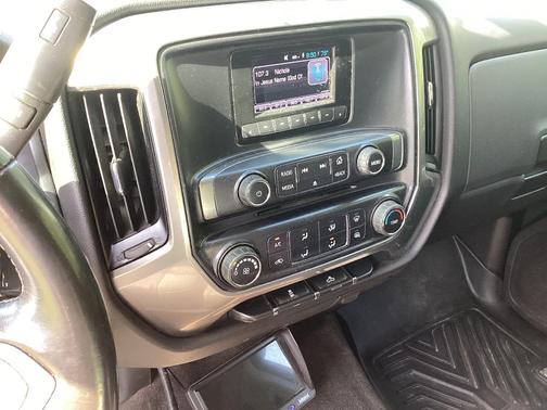 White 2015 Chevrolet Silverado 2500 LT