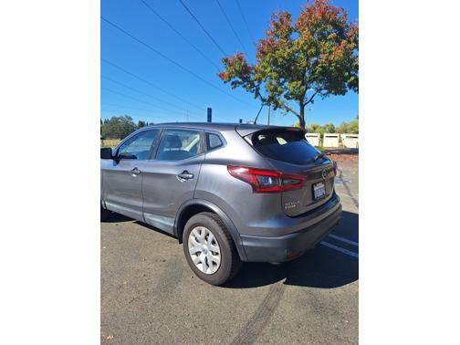 2020 Nissan Rogue Sport S