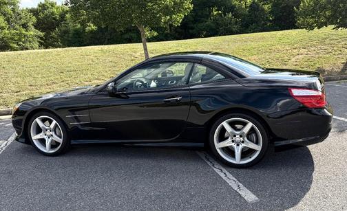 Black 2013 Mercedes-Benz SL-Class SL 550