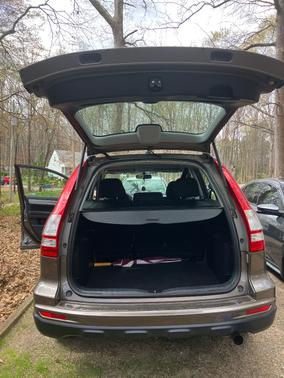 Gold 2010 Honda CR-V LX